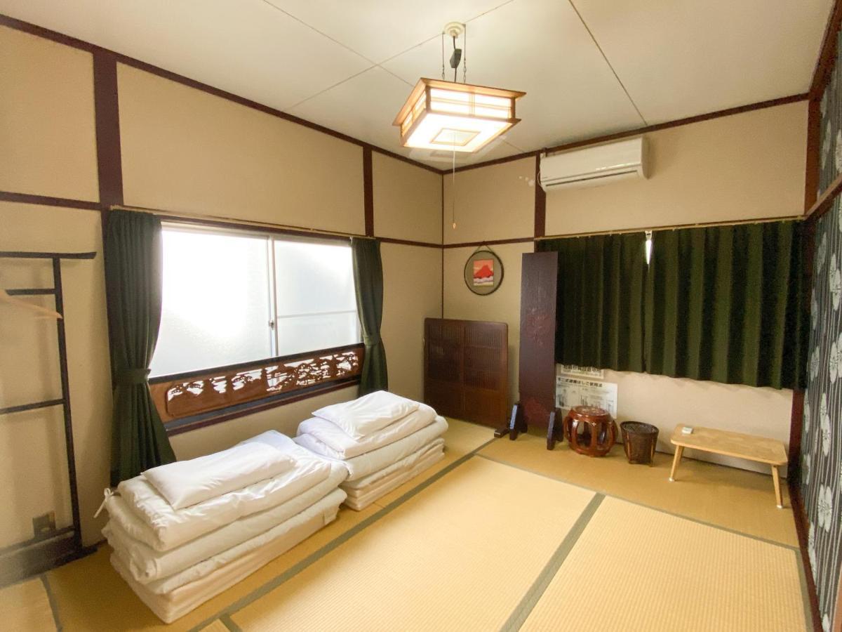 Triple Room with Shared Bathroom
