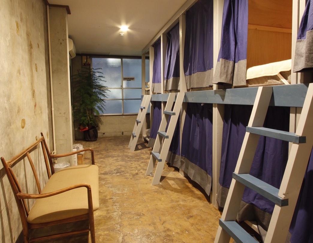 Bunk Bed in Mixed Dormitory Room